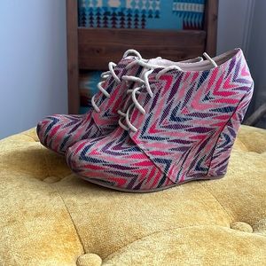 Aztec tribal wedges